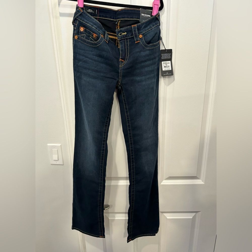 NWT Becca Mid rise  boot cut size 28 True Religion Jean